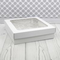 Коробка белая с окном 30*30*8см