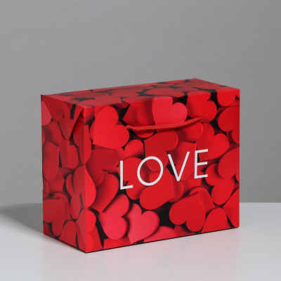 Коробка 23*18*11см Love